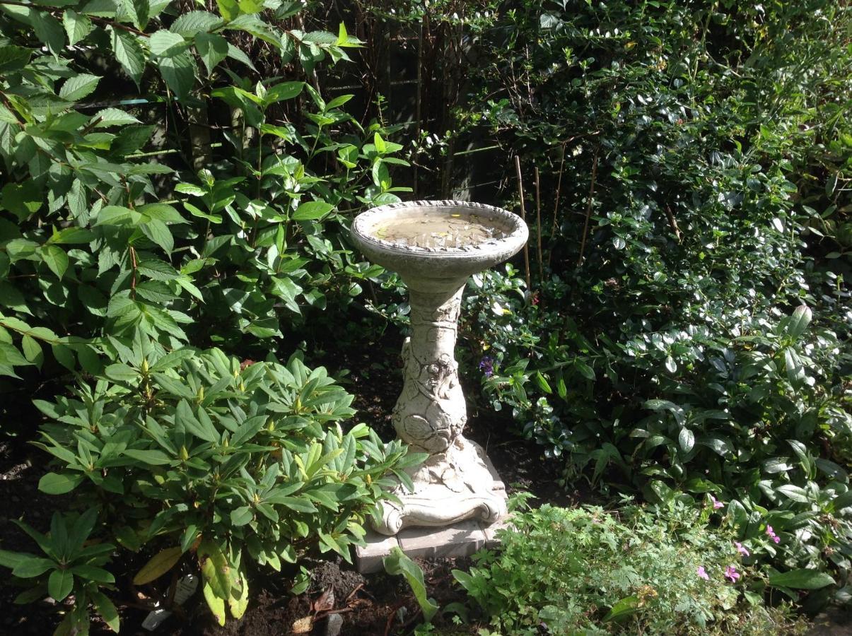 The Garden Flat Apartment Crieff Bagian luar foto
