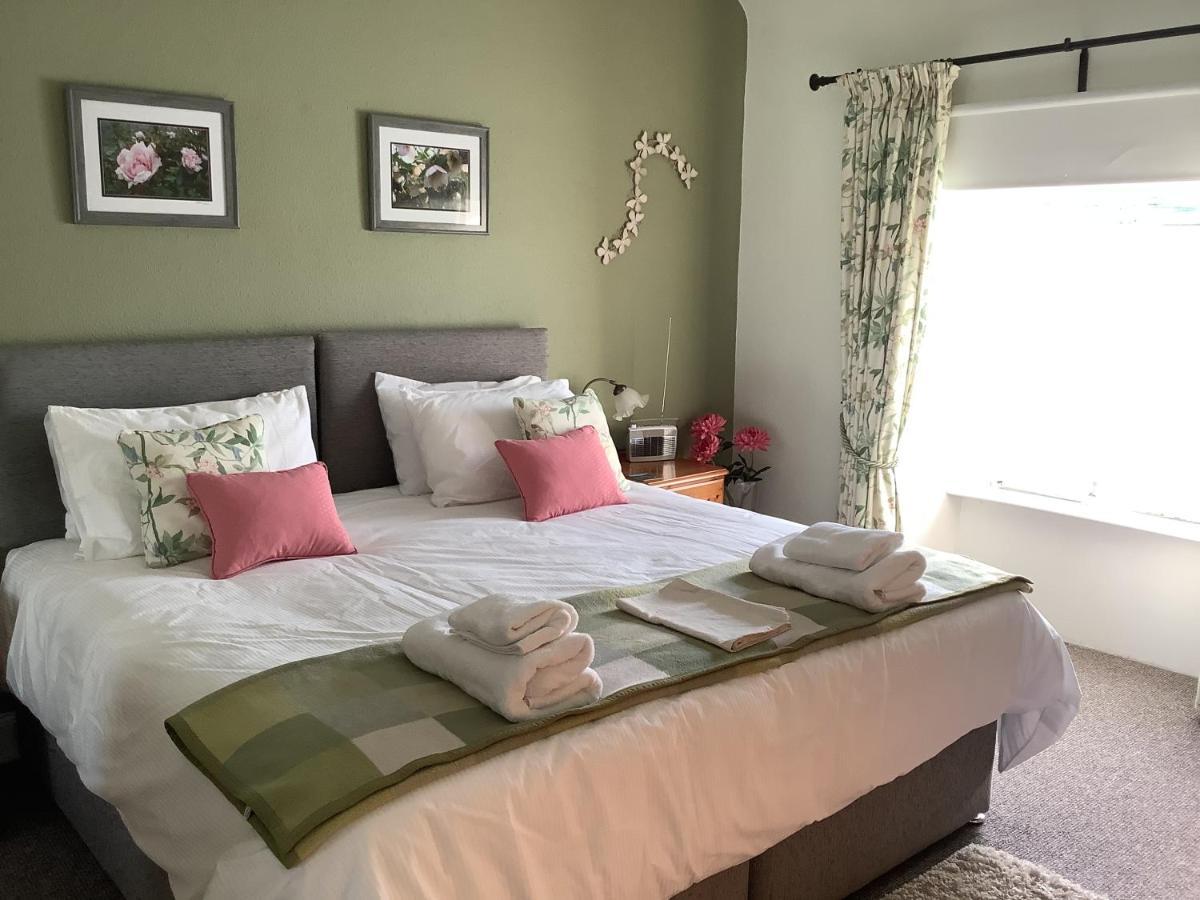 The Garden Flat Apartment Crieff Bagian luar foto